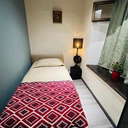 Communication Hostel Batumi Exteriér fotografie